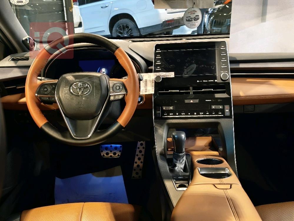 تويوتا أفالون